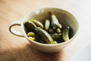 dogs eat pickles