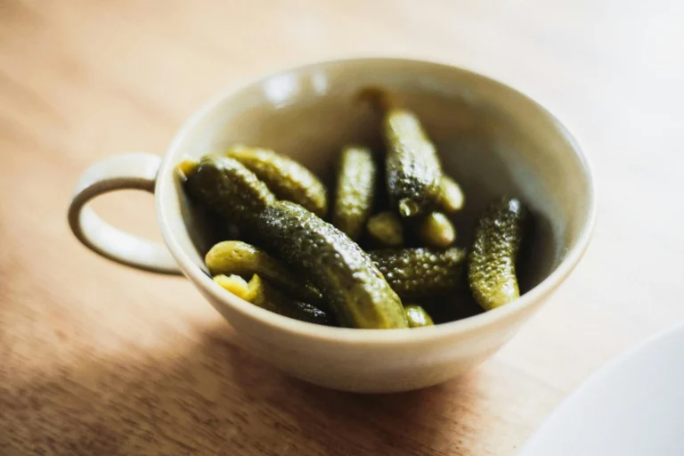 dogs eat pickles