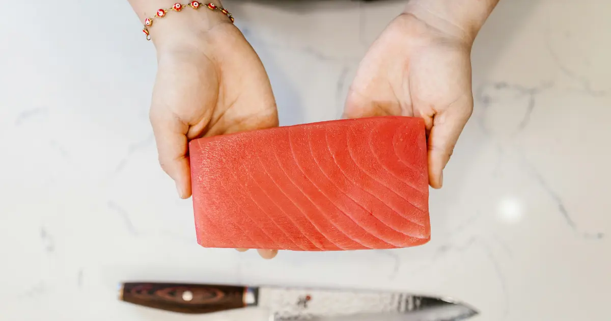 can dogs eat tuna